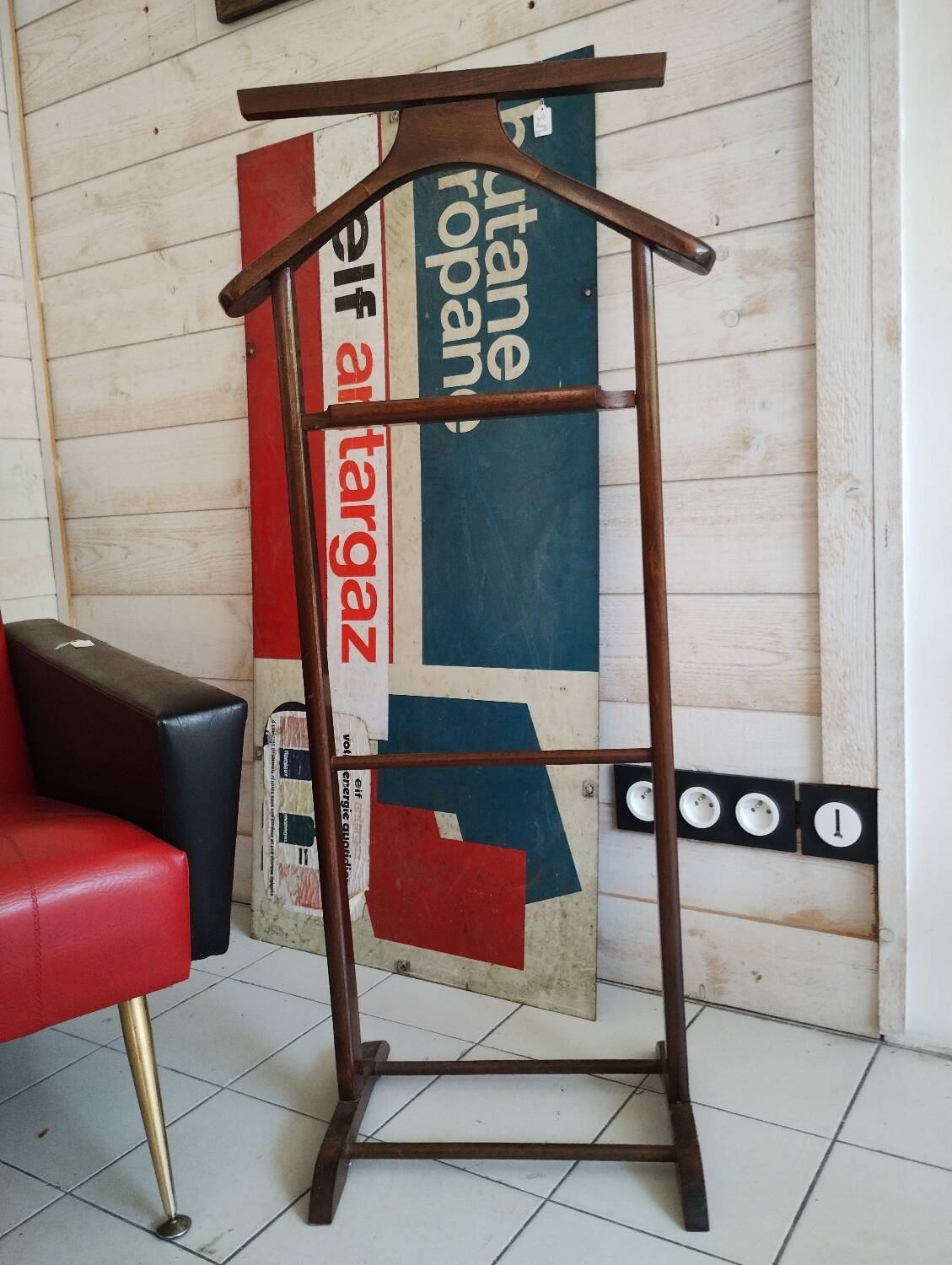 Solid wood valet, 1950