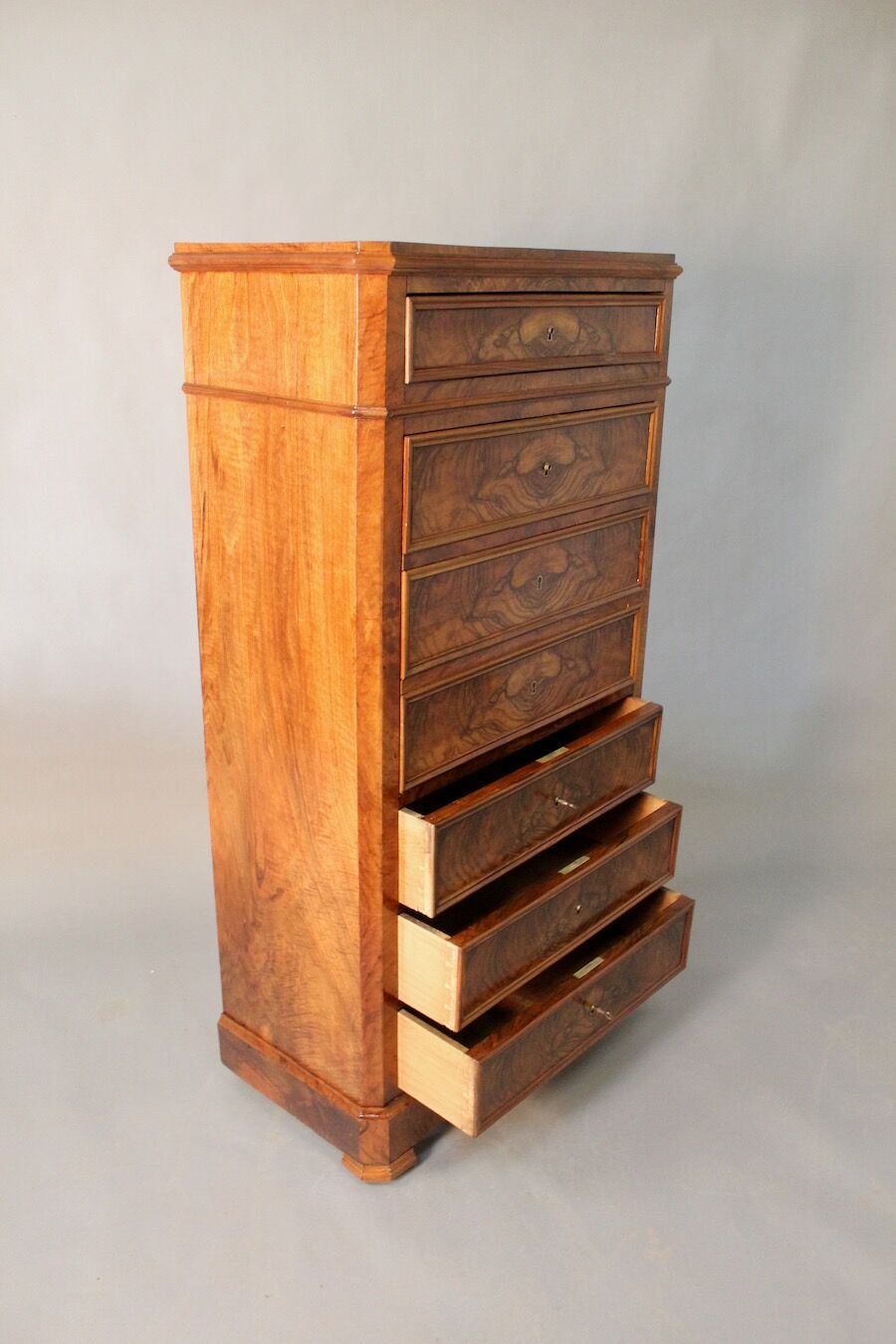 Secretary Louis Philippe in walnut