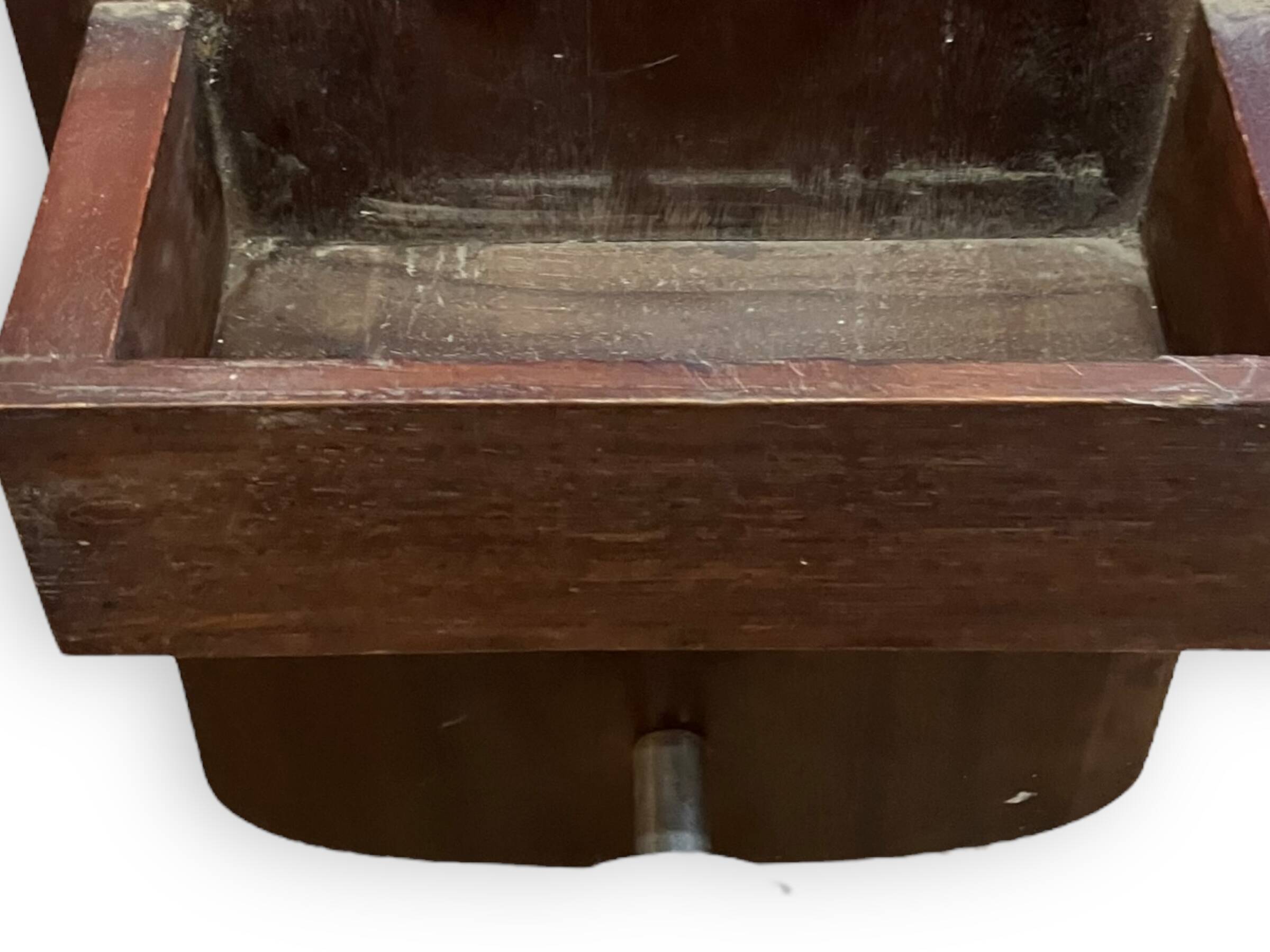 Paire de patères porte-manteau en bois massif et acier brossé années 1950