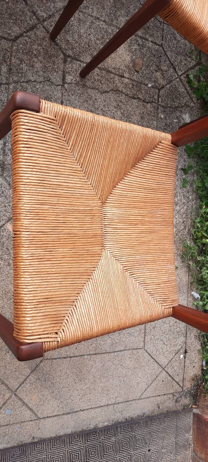 6 Scandinavian chairs