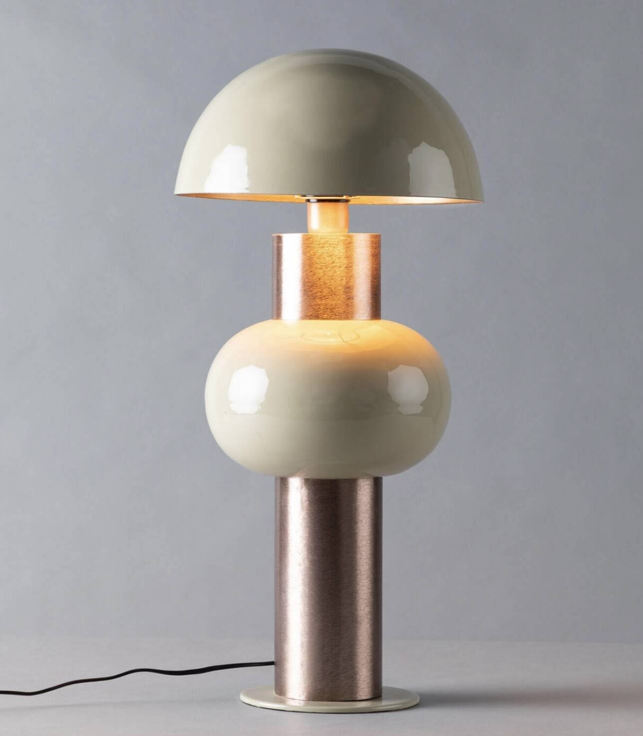 Iron table lamp
