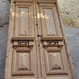 Double Haussmannian doors