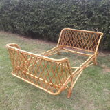 Pair of rattan beds