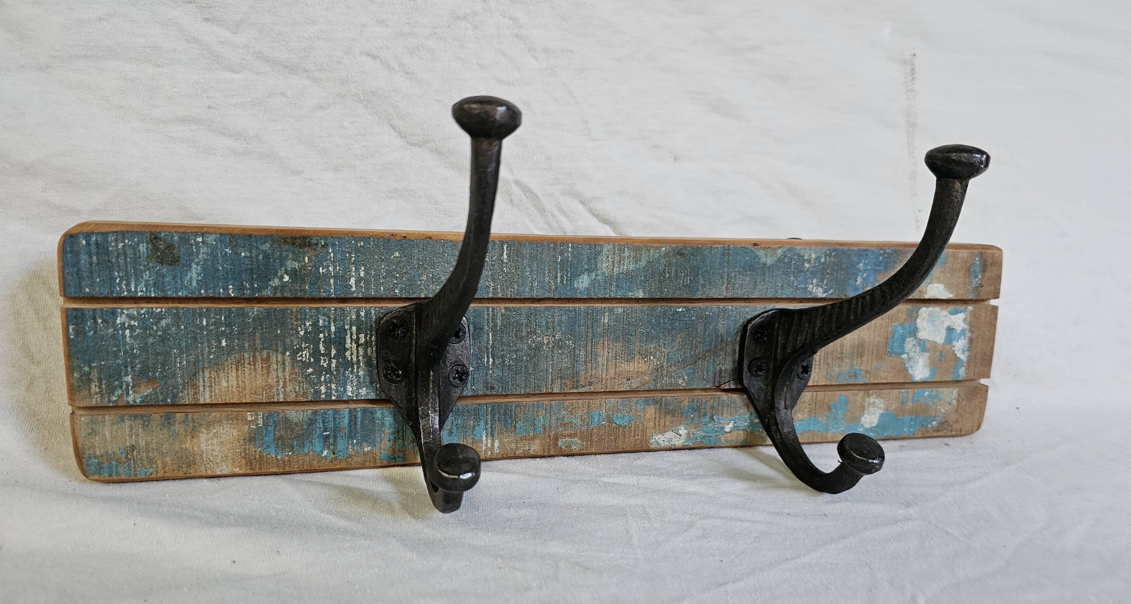 Solid teak coat hook with 2 double cast iron hooks