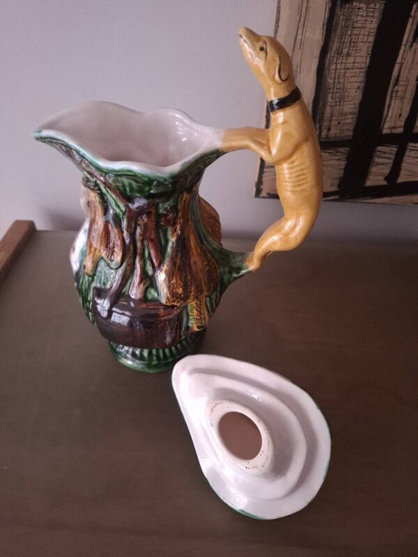 Pichet en barbotine Caldas