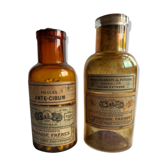 Two pharmacie vials