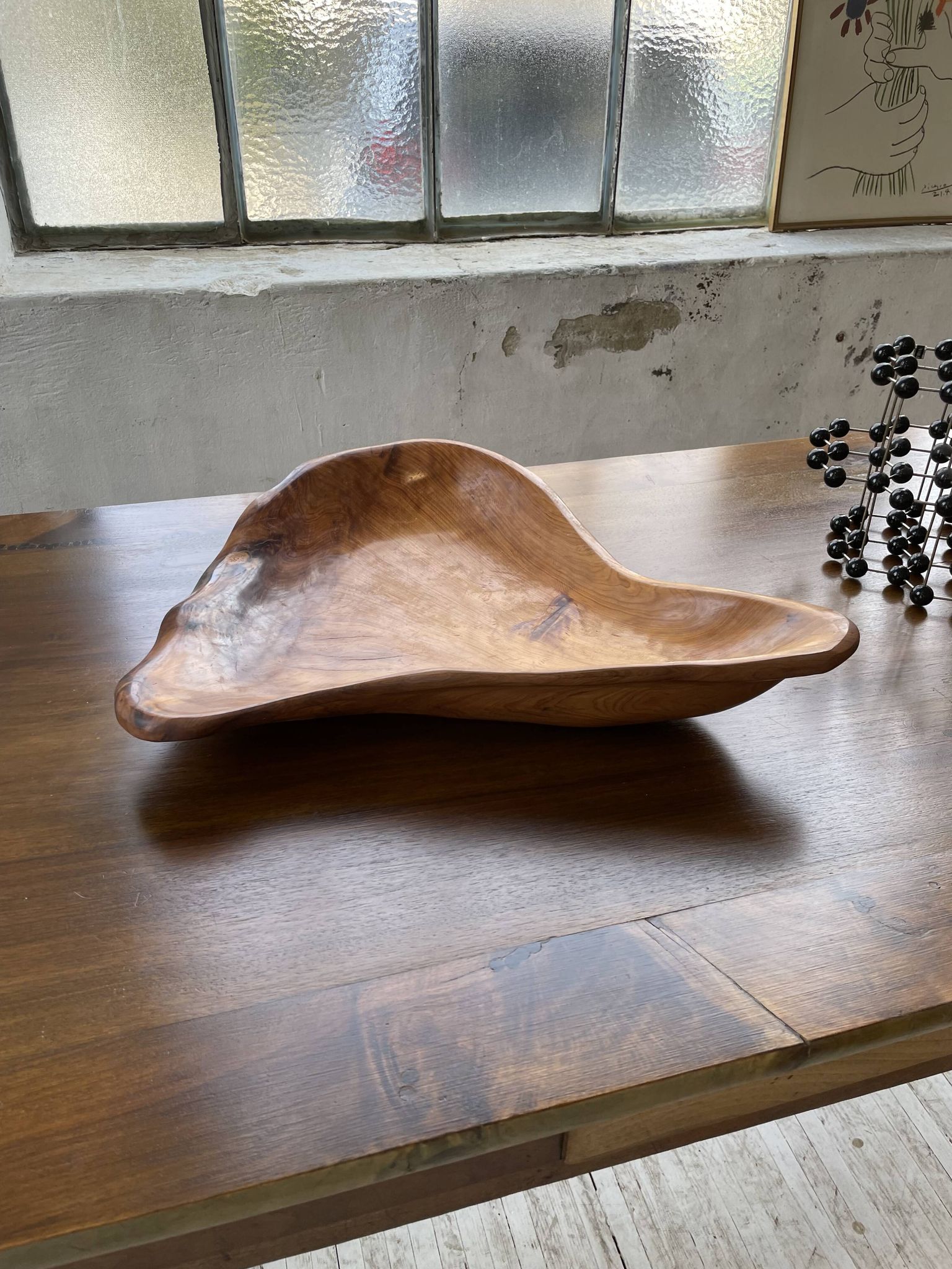 XL thuja root wooden dish
