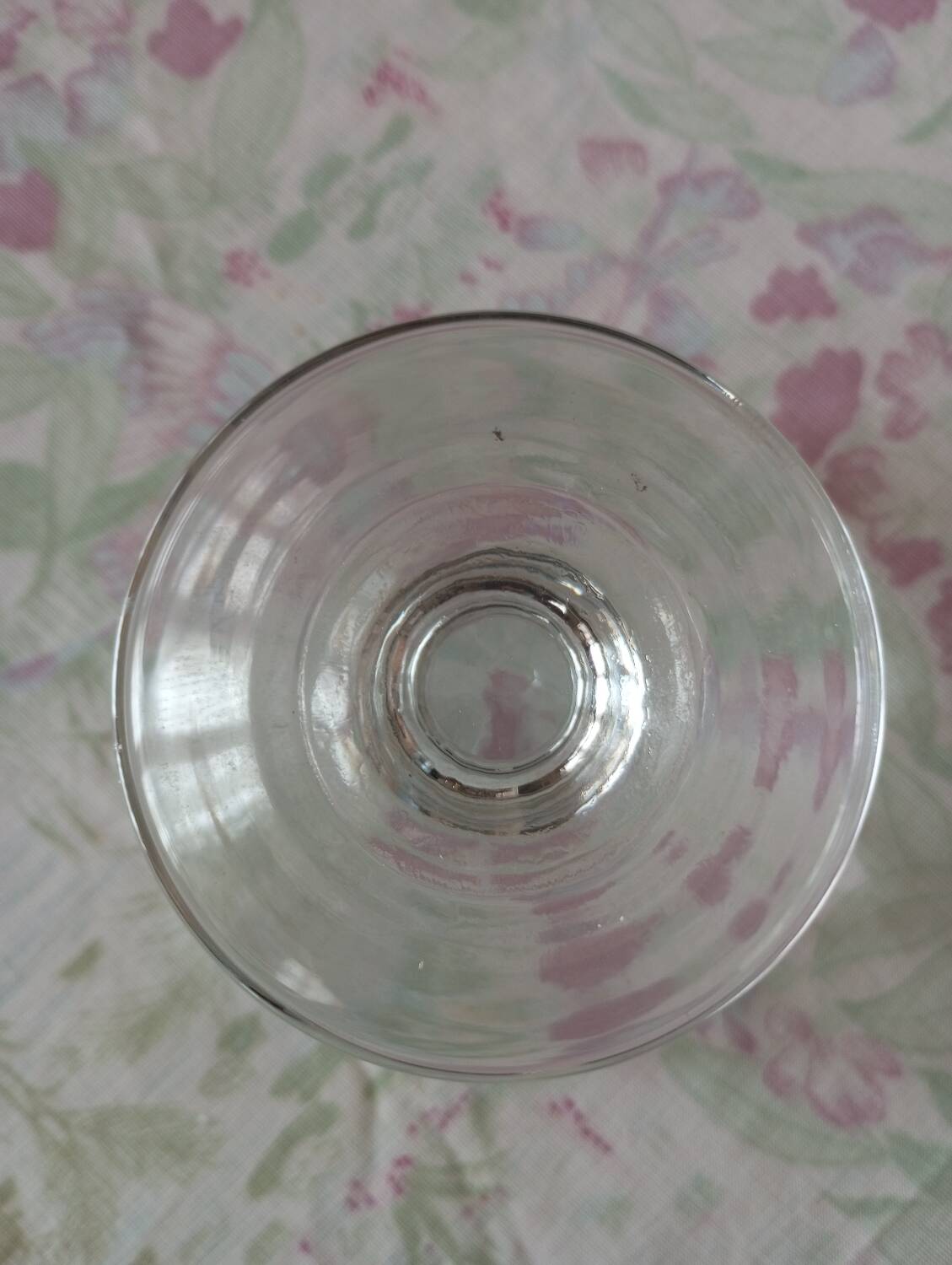 Glass cup