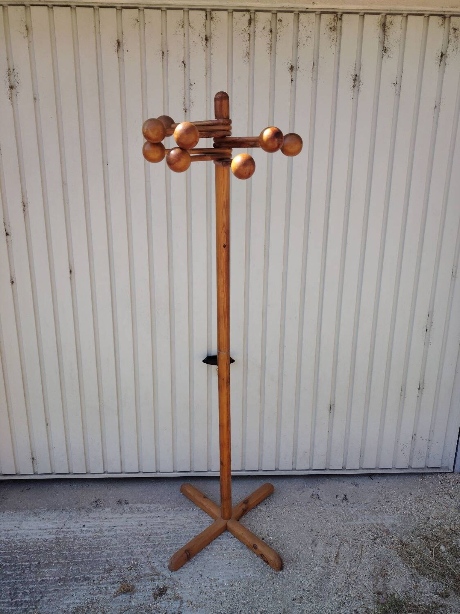 Coat rack