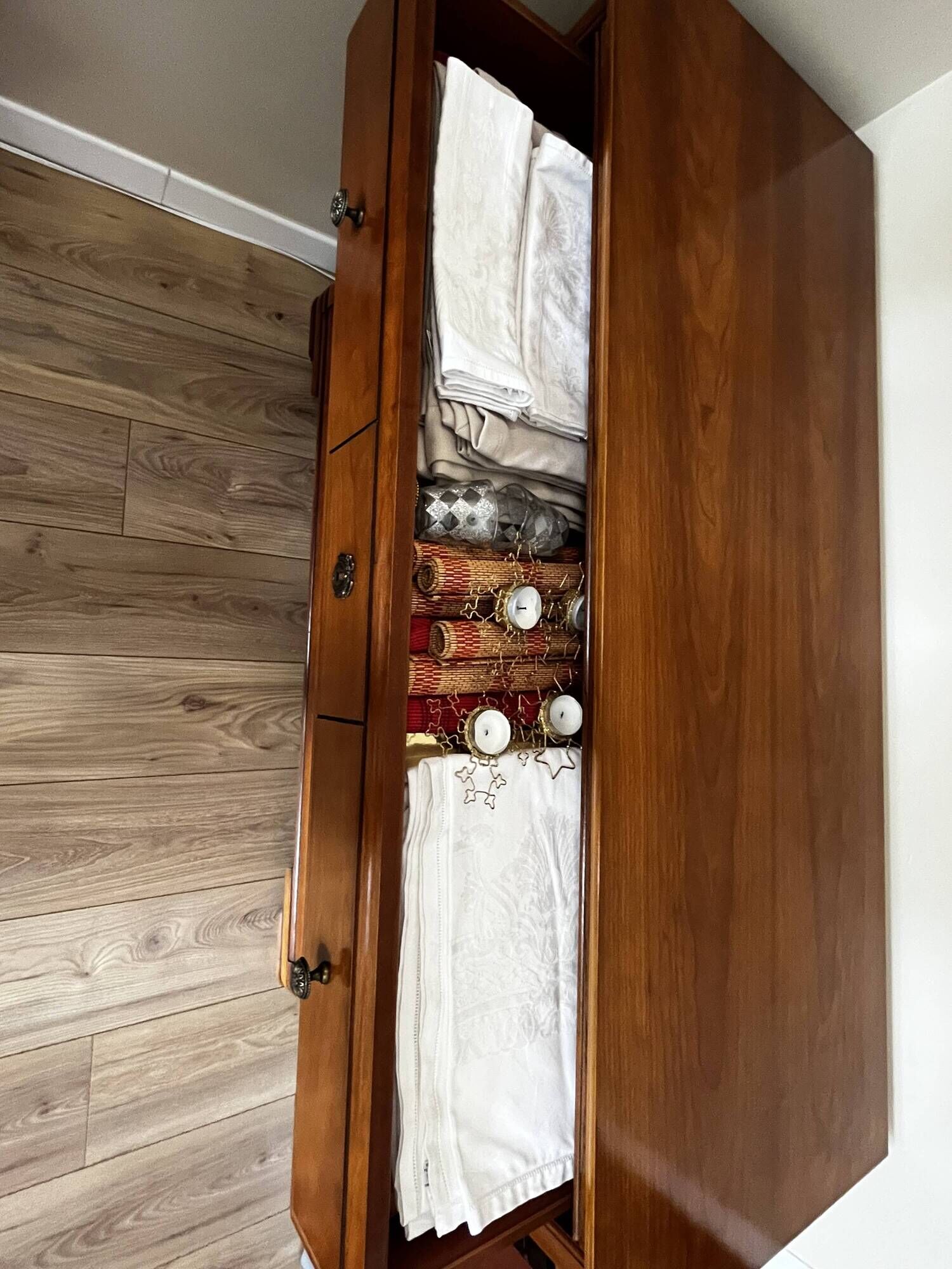 Buffet in solid cherry wood