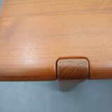 Table basse danoise du milieu du siècle par Niels Bach, années 1960