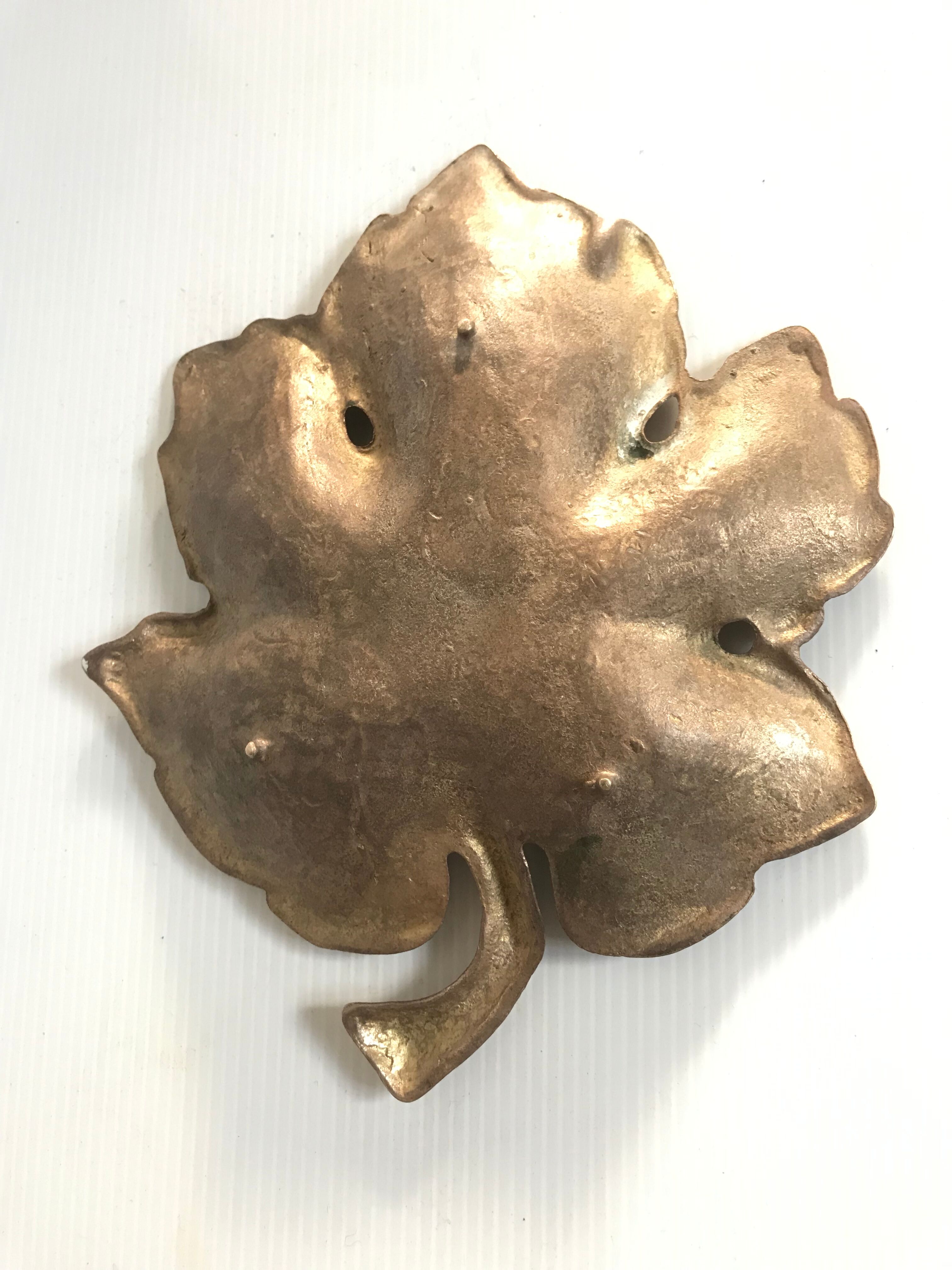Brass pocket drains