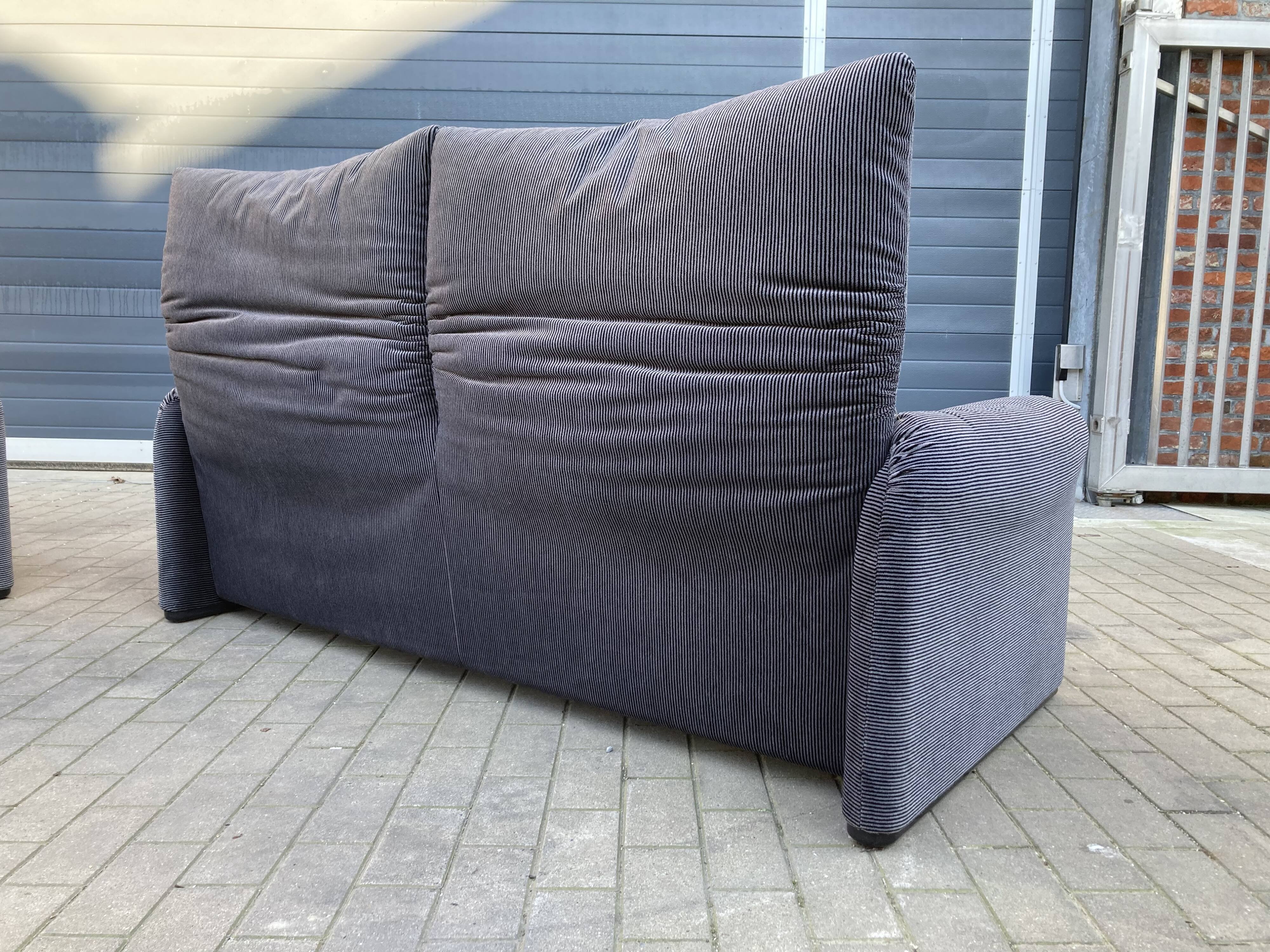 2x Cassina Maralunga 2places (190cm) by Vico Magistretti
