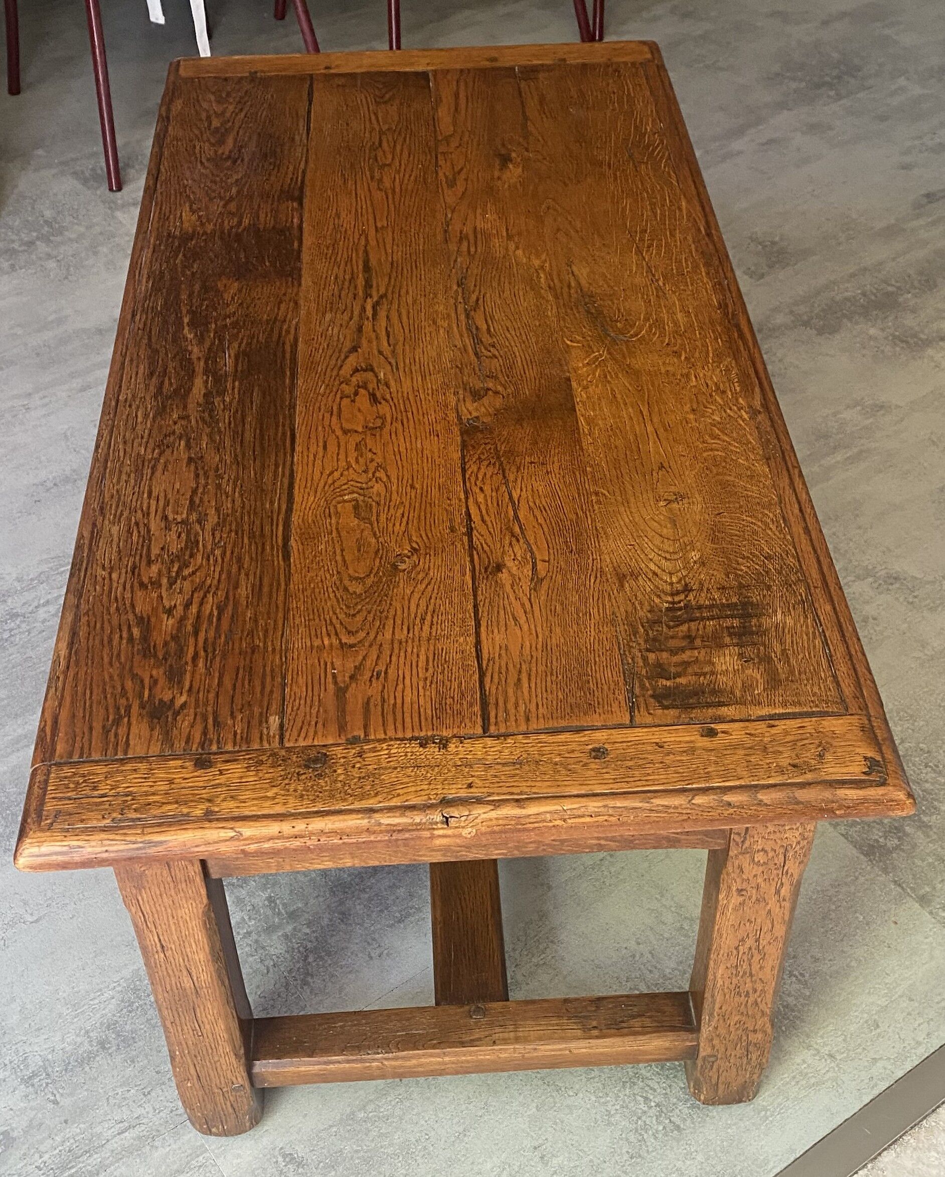 Rustic farmhouse antique coffee table made of solid oak with 1 drawer 50.