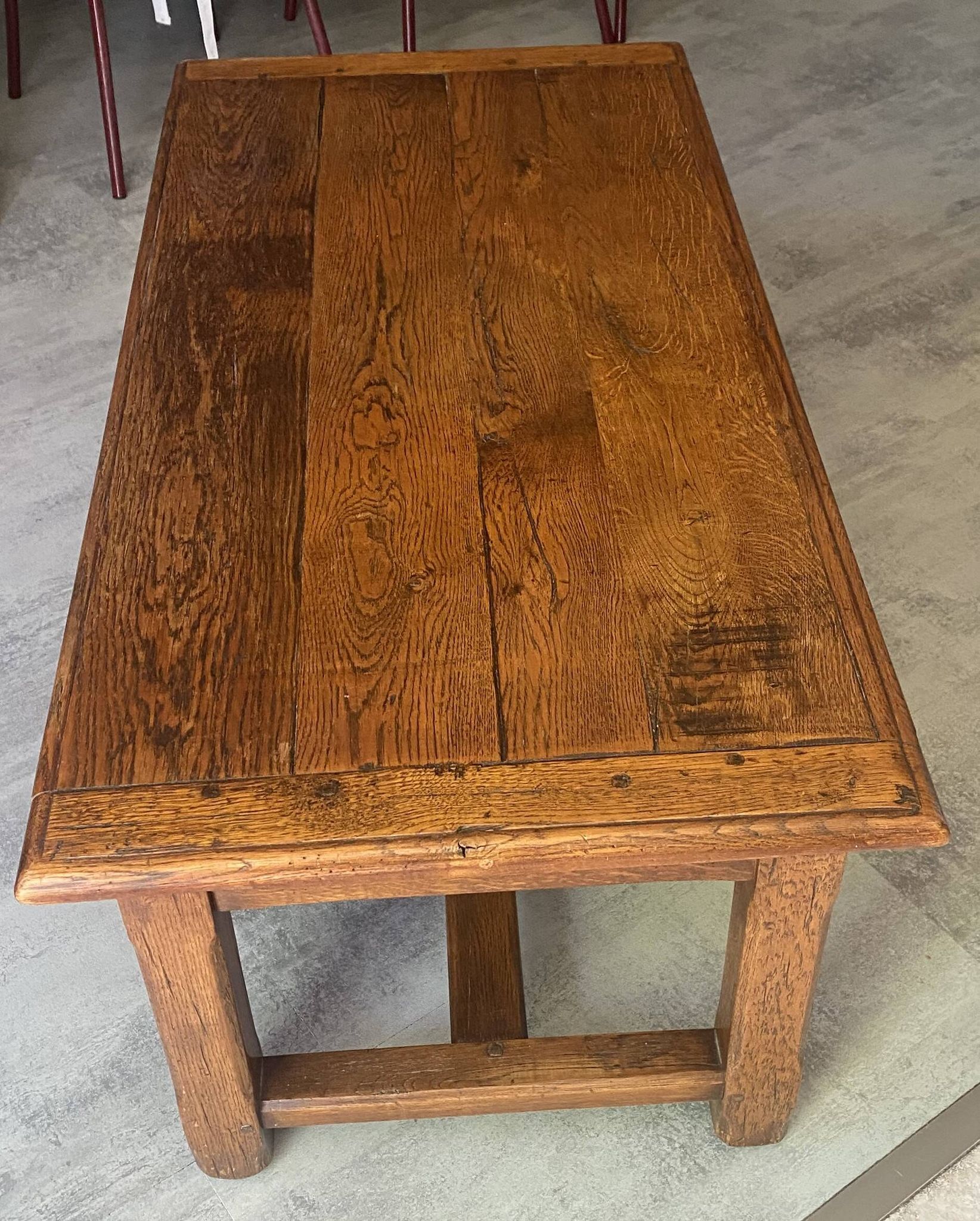 Rustic farmhouse antique coffee table made of solid oak with 1 drawer 50.