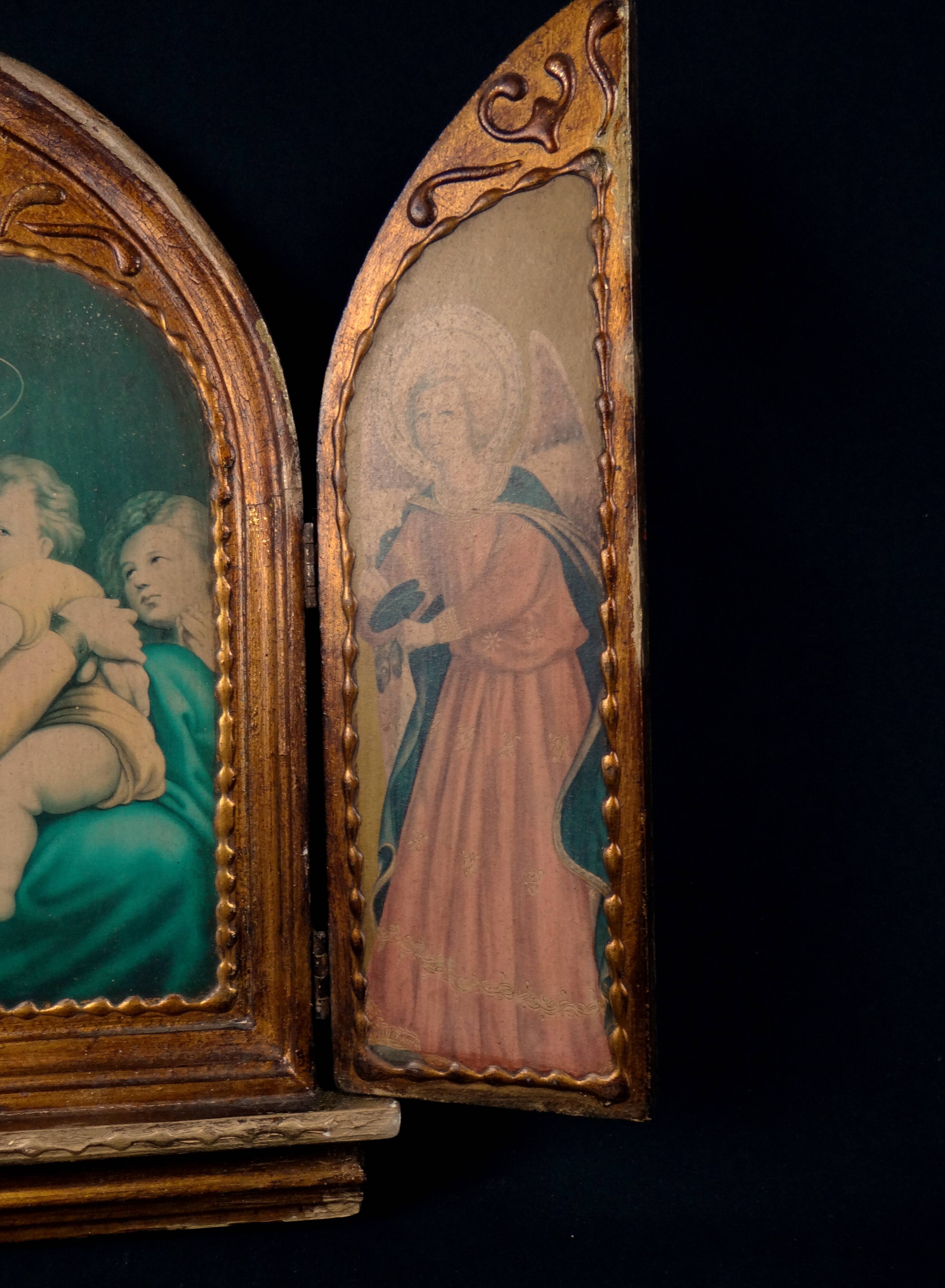 Florentine-style religious triptych in carved wood and gilded stucco, mid-20th century