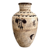 Chinese Cizhou earthenware wine pot from the Ming or Yuan dynasty