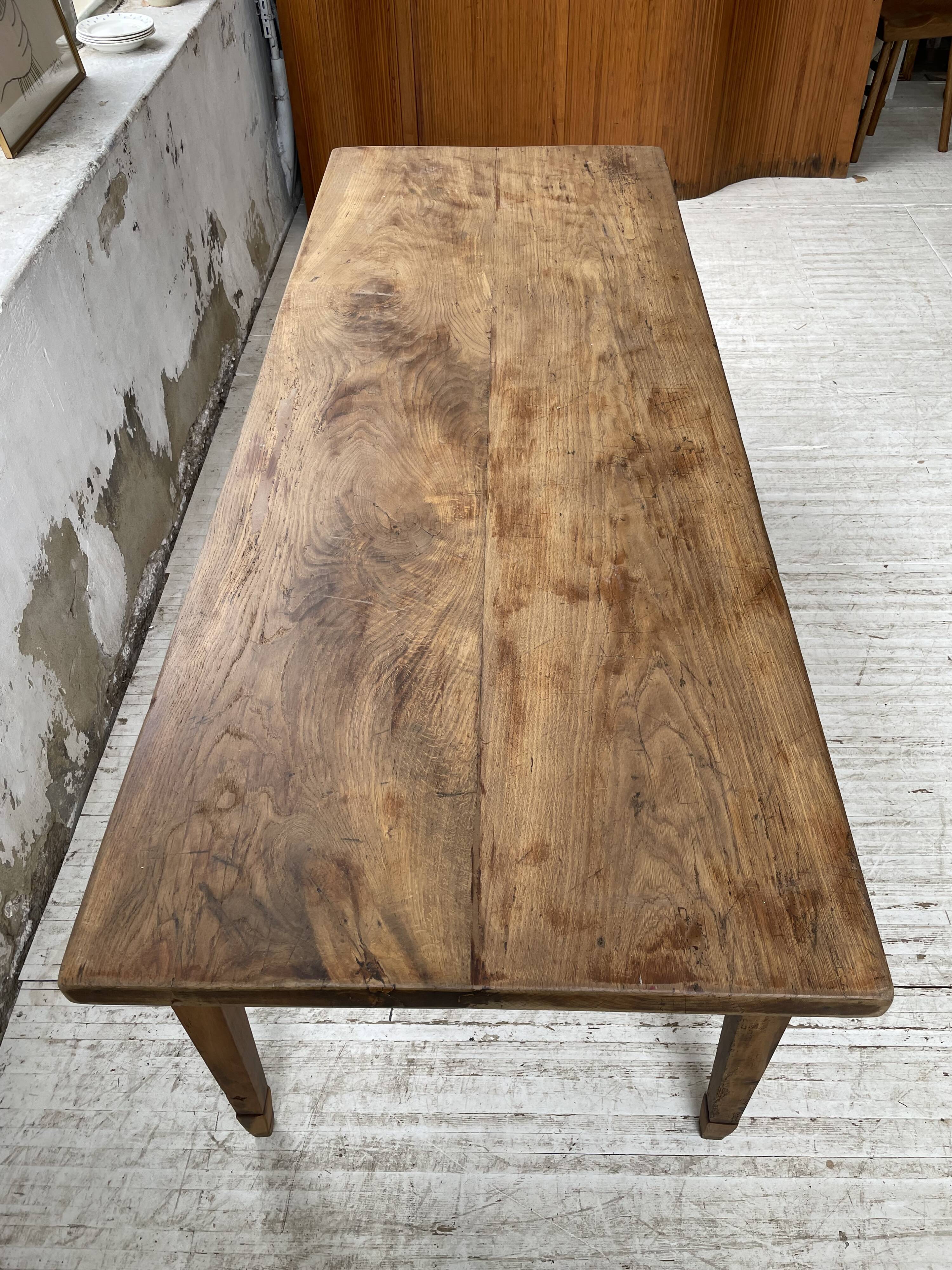 Farmhouse table in oak and walnut 2m