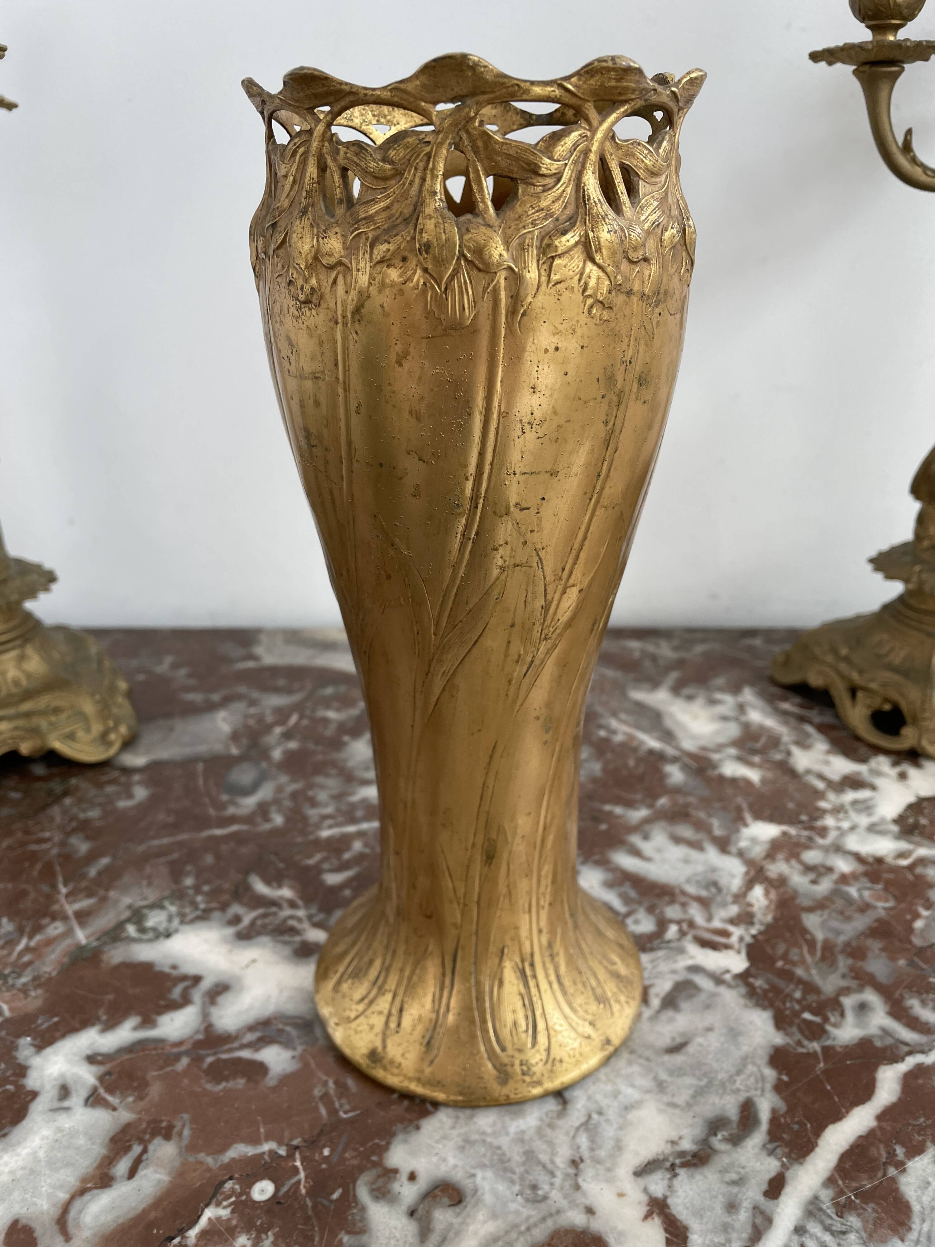 Antique, Gallia vase, Art Nouveau, French goldsmith Christofle, stamped, décor 4780, gilded