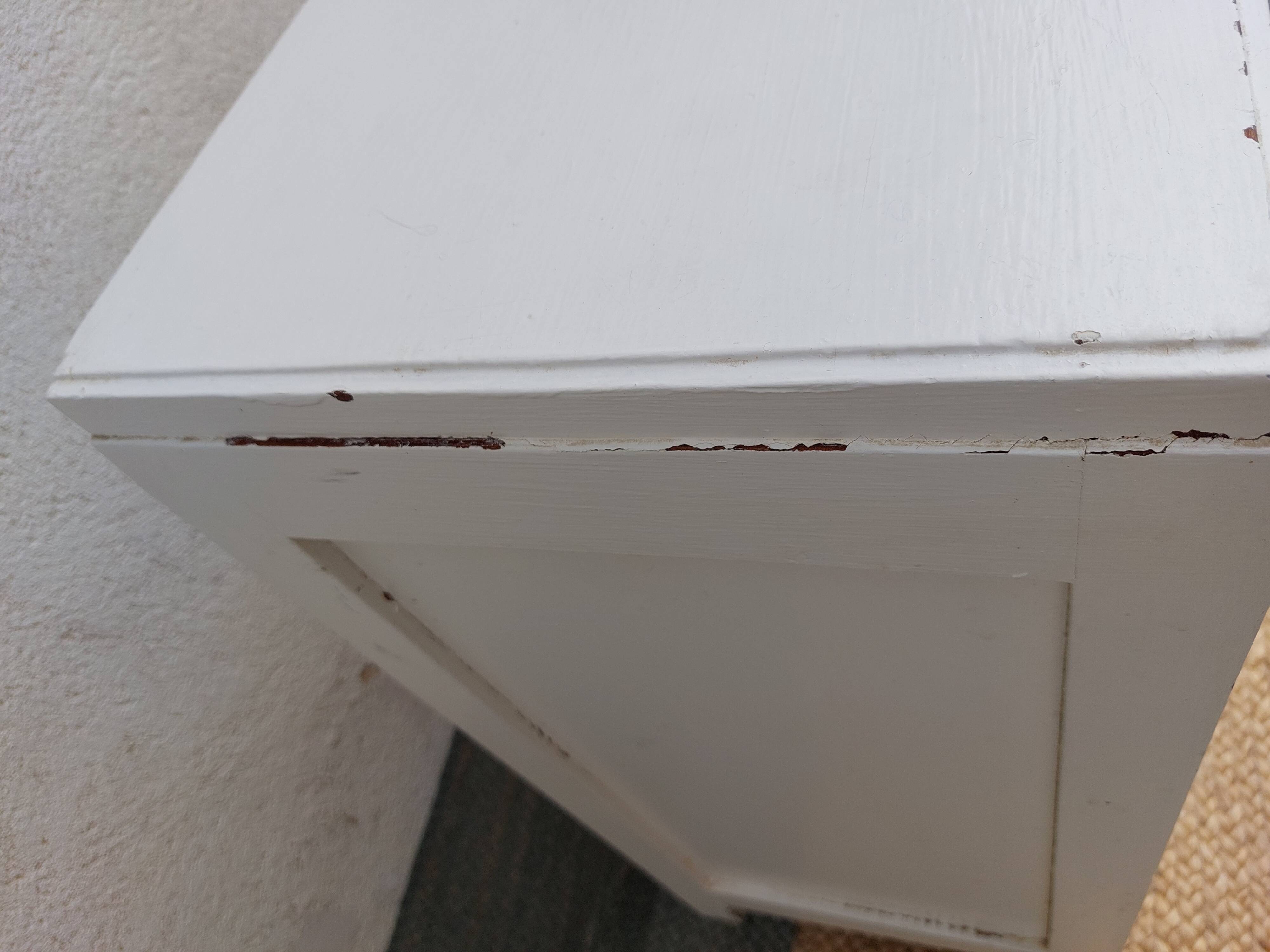 Small white Mado buffet, chippy paint