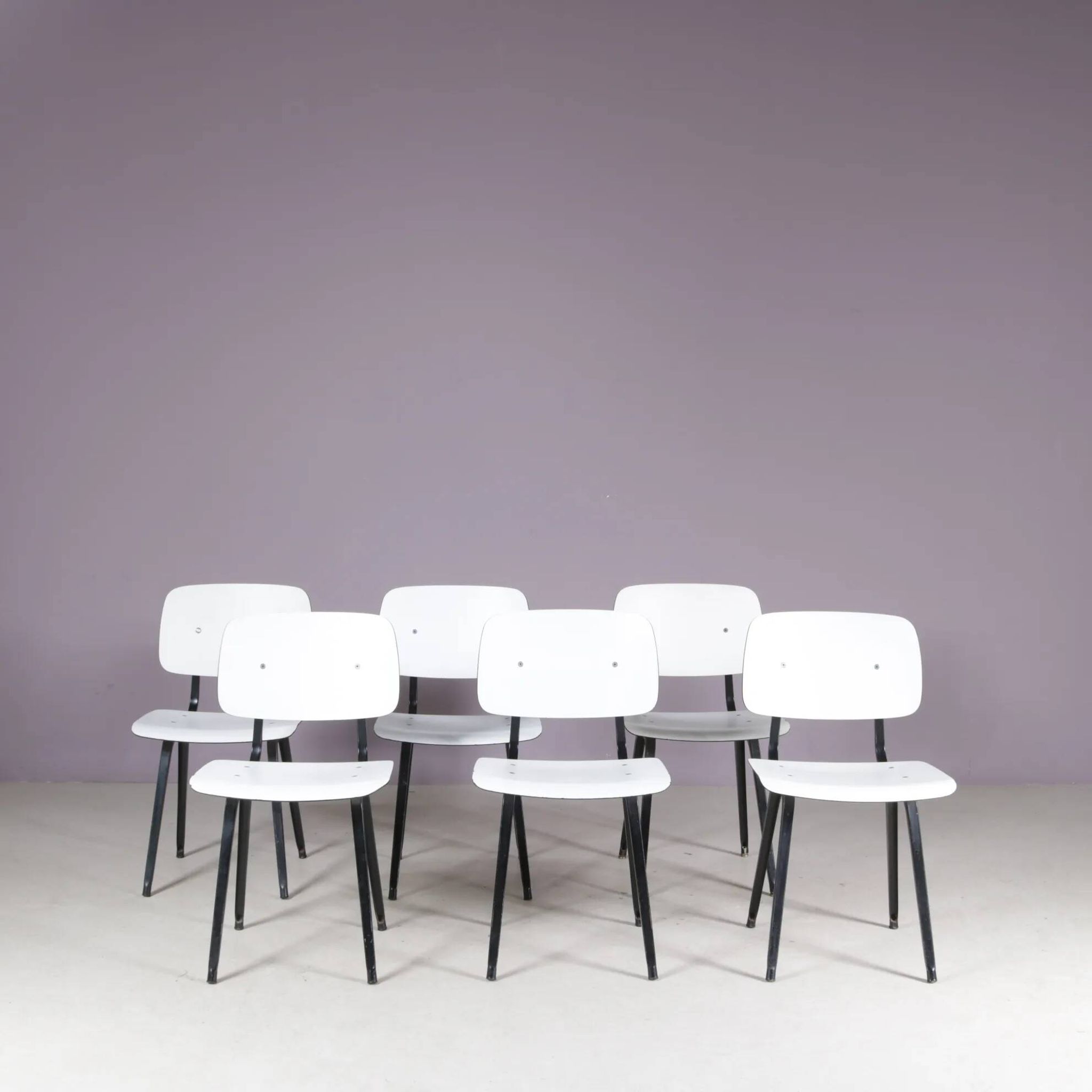 1950s Result chair black/white Friso Kramer Ahrend-De Cirkel