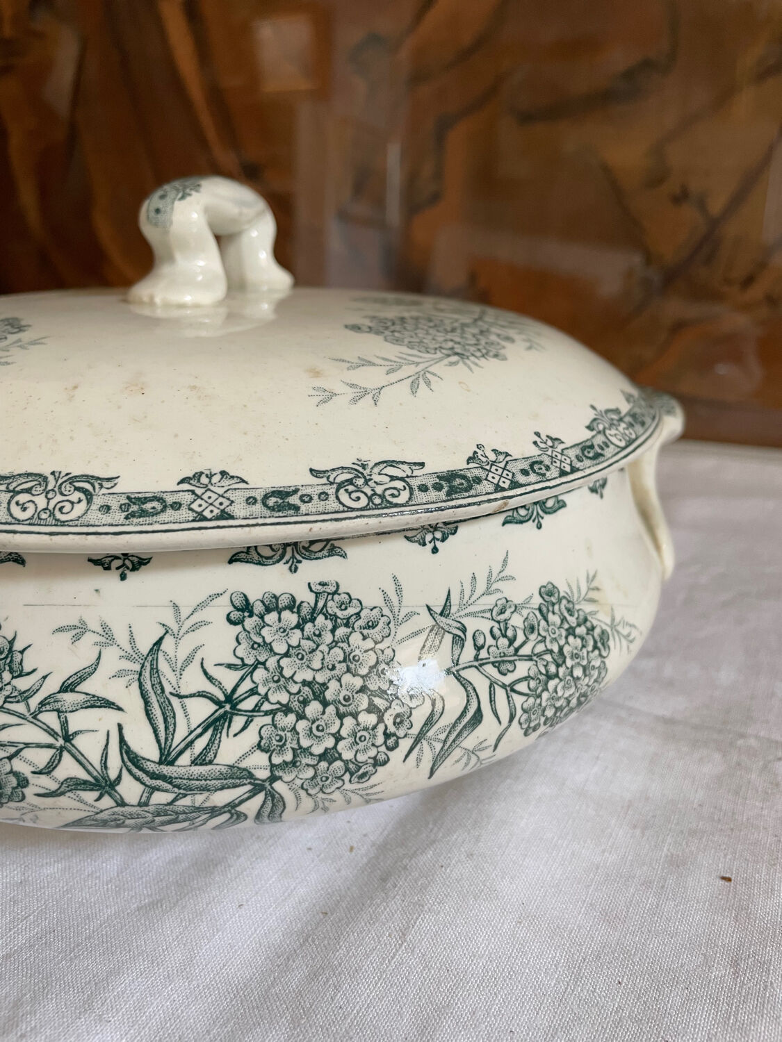 Ceramic tureen Daisy St Amand