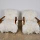 Paire de fauteuils en peau de mouton 1960s