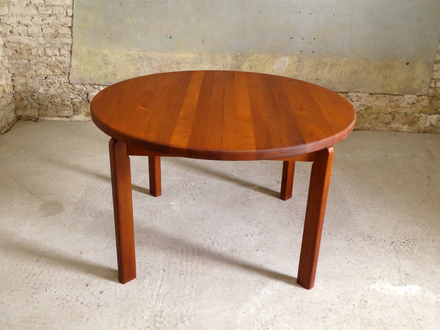 Table à manger danoise en teck massif, 1960