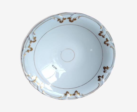 Saladier en porcelaine blanche et dorée avec décor de feuilles