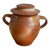 Ceramic pot, old terminal