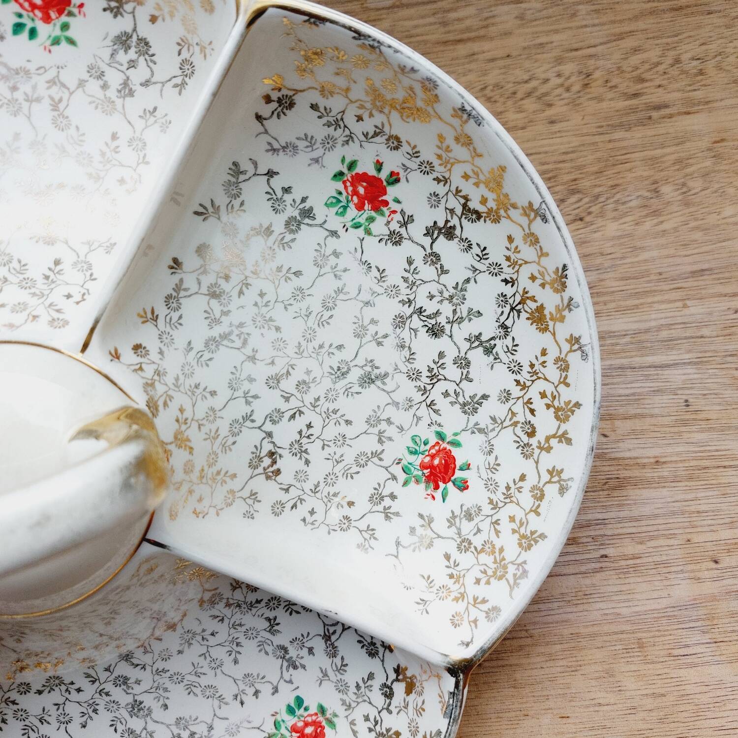 Villeroy & Boch mendicant serving dish