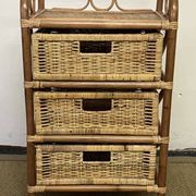 Commode en rotin vintage