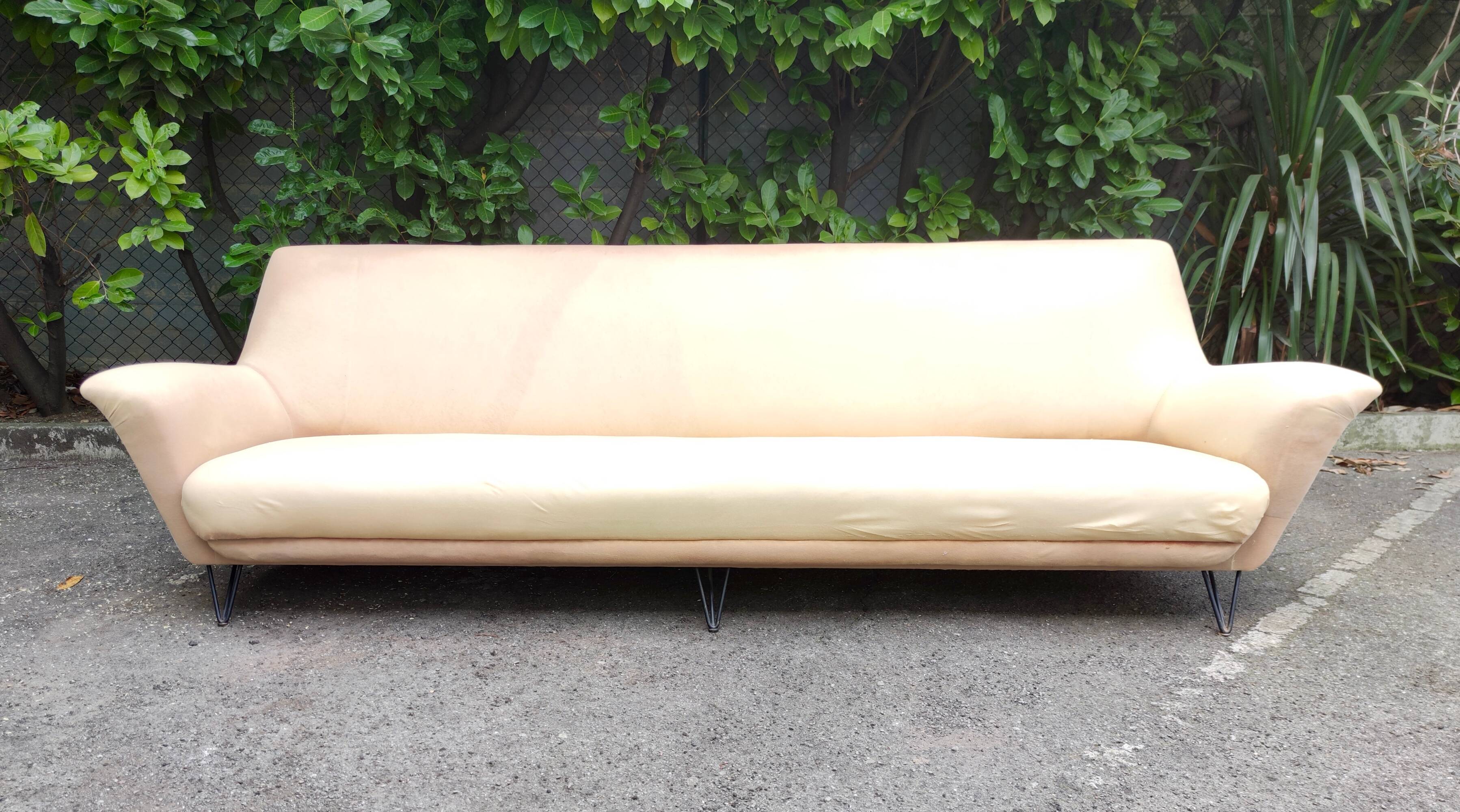 Large Beige Sofa attr. to Ico Parisi, Italy