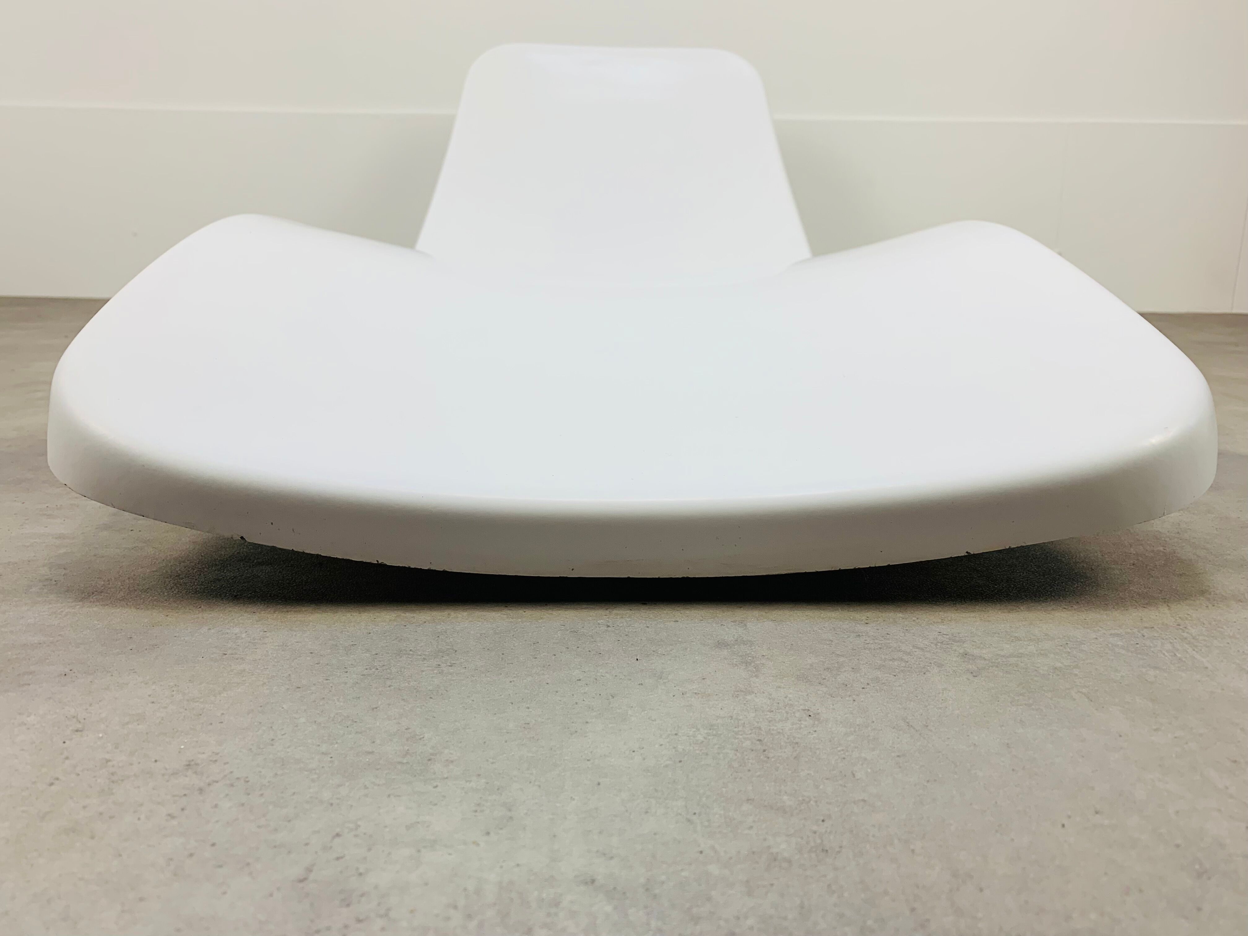 Eurolax R1 fiberglass deckchair by Charles Zublena