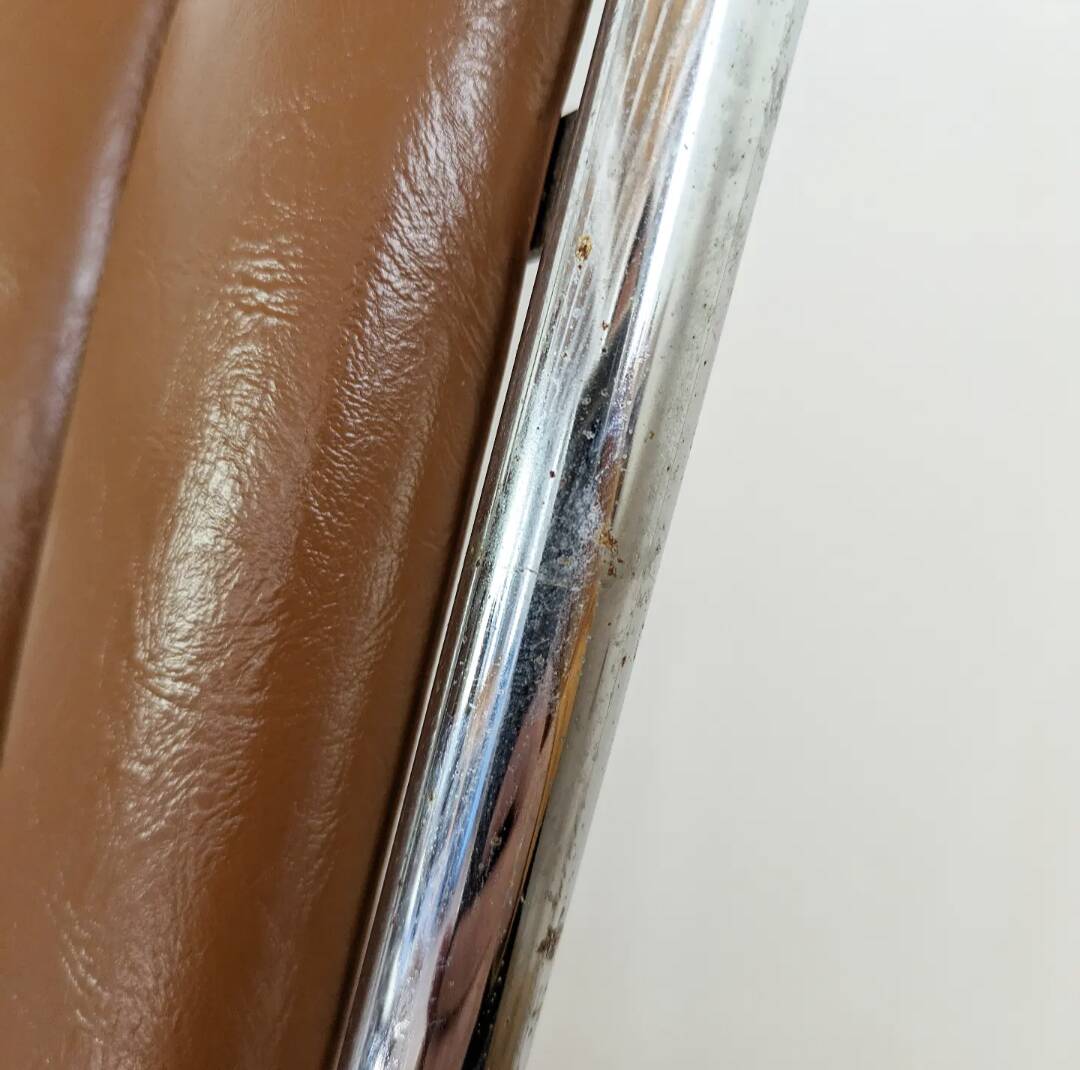 Suite of 6 “Petals” chairs circa 1970