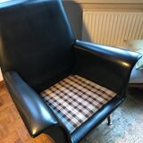 Vintage 60's armchair in black skai.