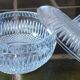 Sucrier en verre moulé ciselé