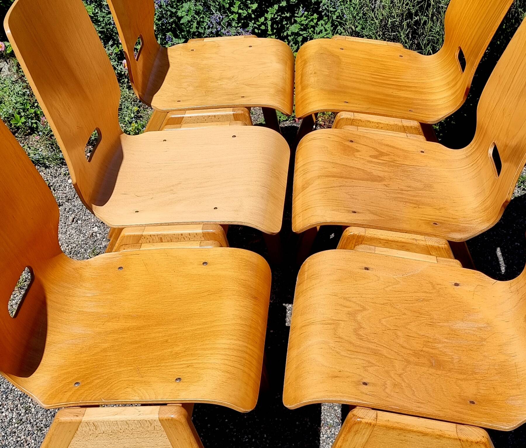 Set of 6 stackable Scandinavian wooden bistro chairs
