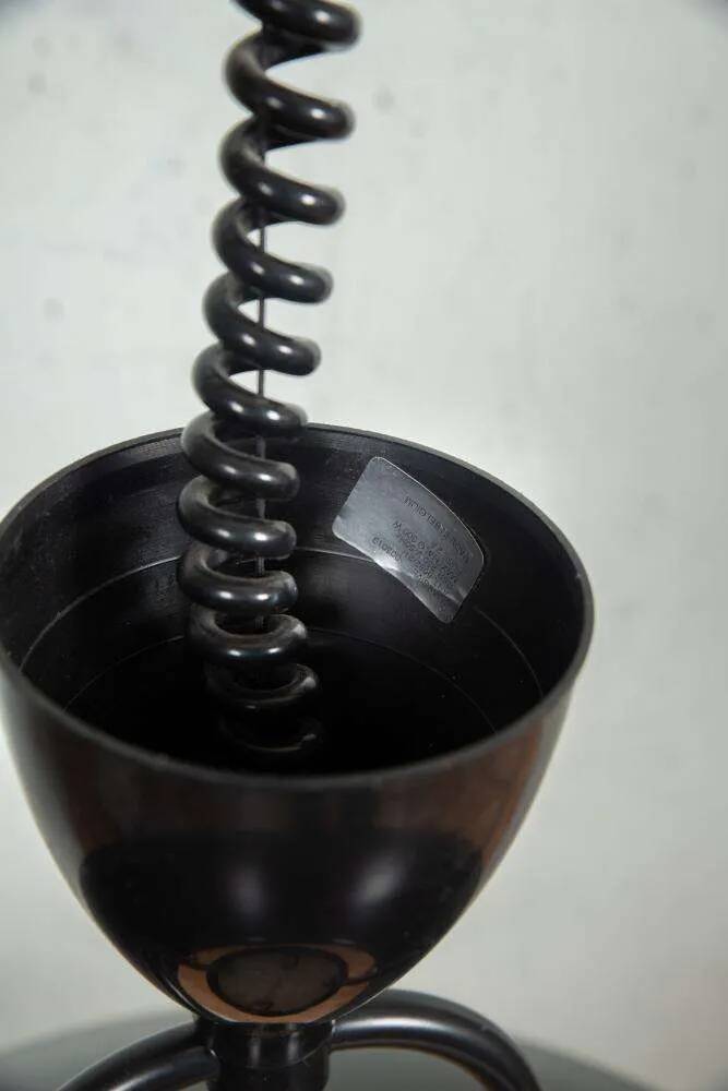 Postmodern minimalist suspension from the 80s, adjustable suspension.