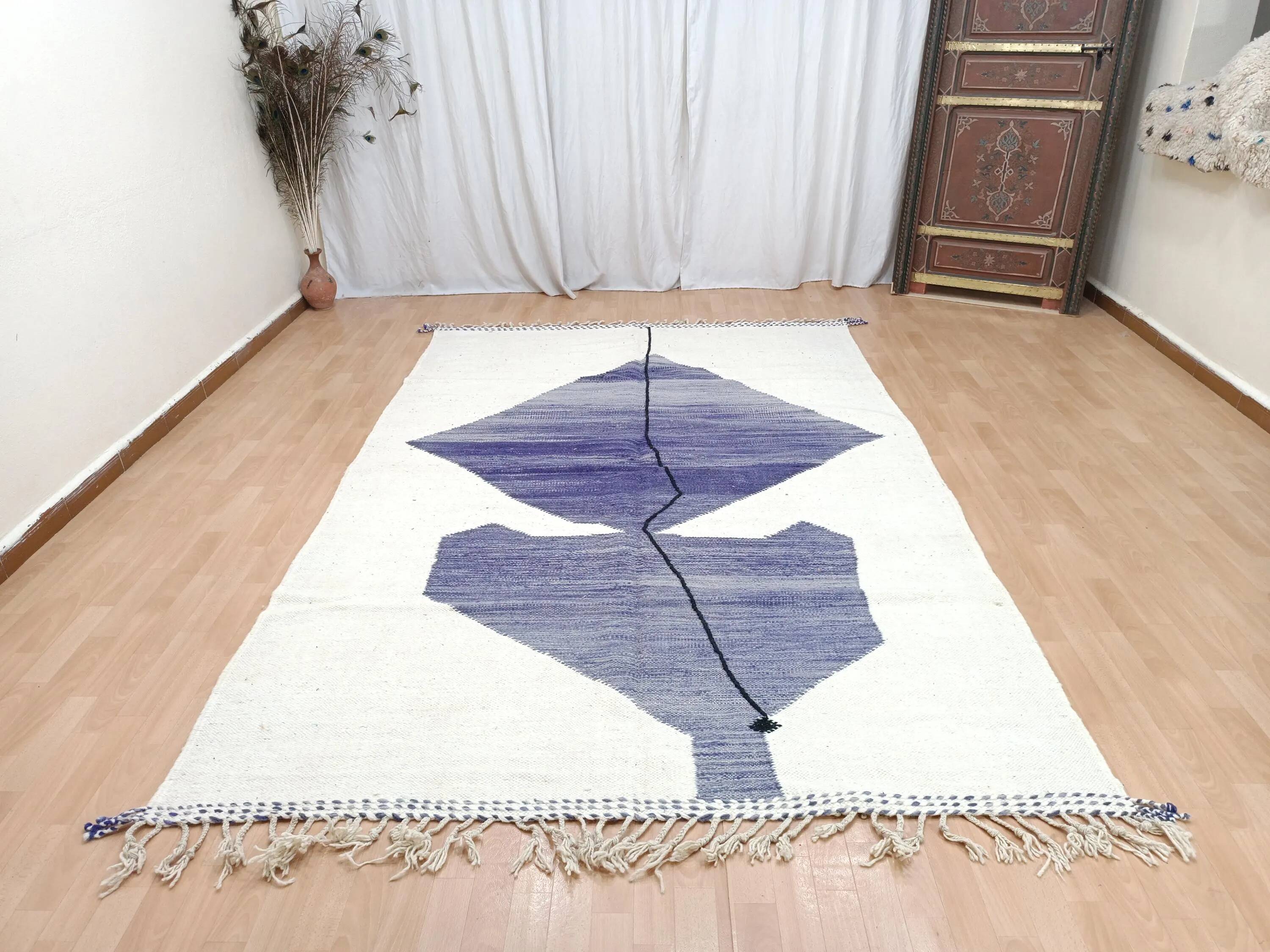 Traditional Berber rug 3x2 m