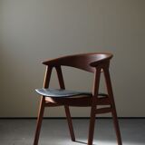 Armchair in teak by Erik Kirkegaard for Høng stolefabrik, model 52 "Compass Chair", mad