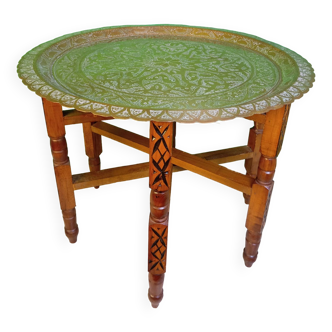 Moroccan oriental tea table