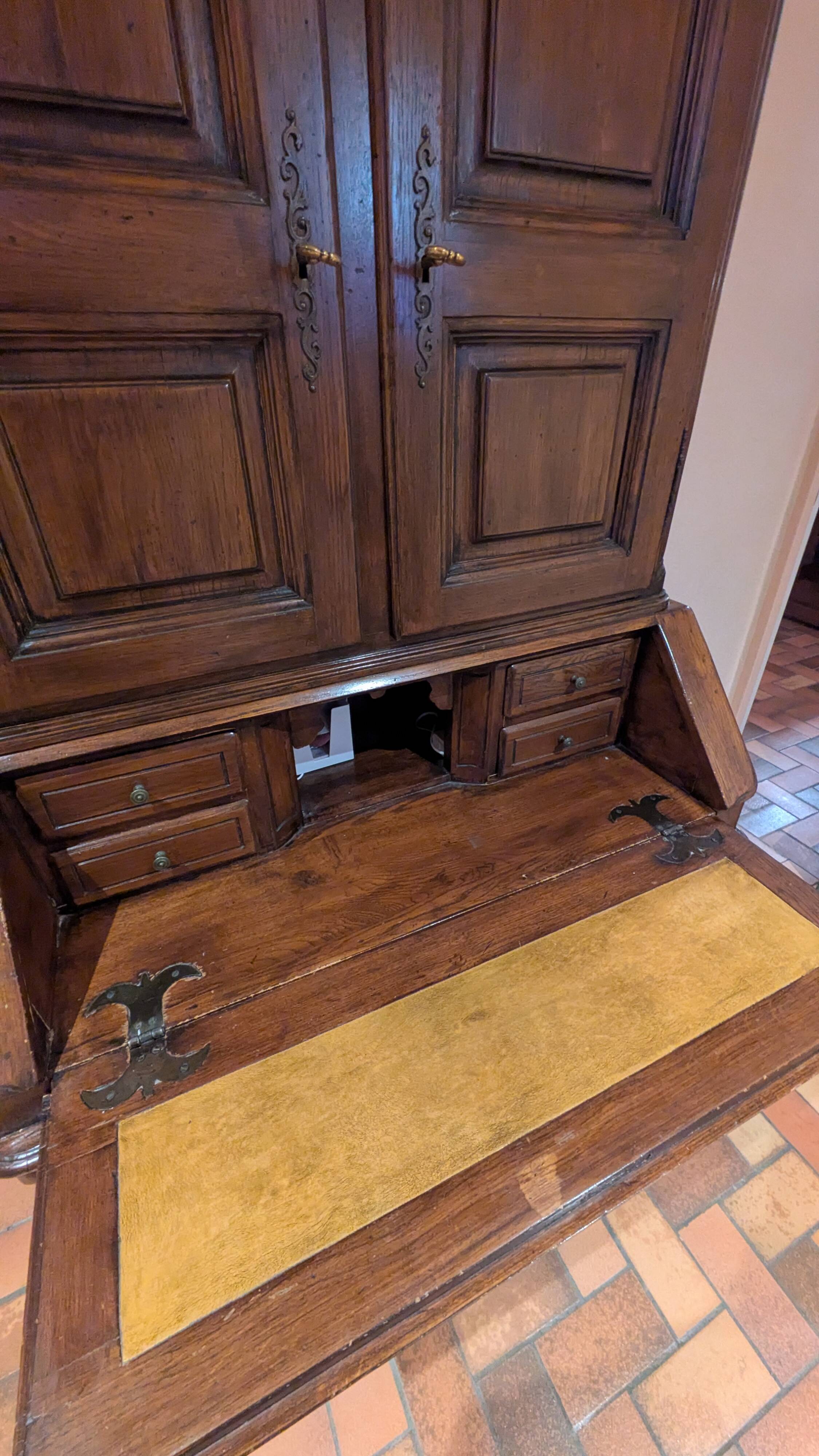 Spanish secretary in solid oak