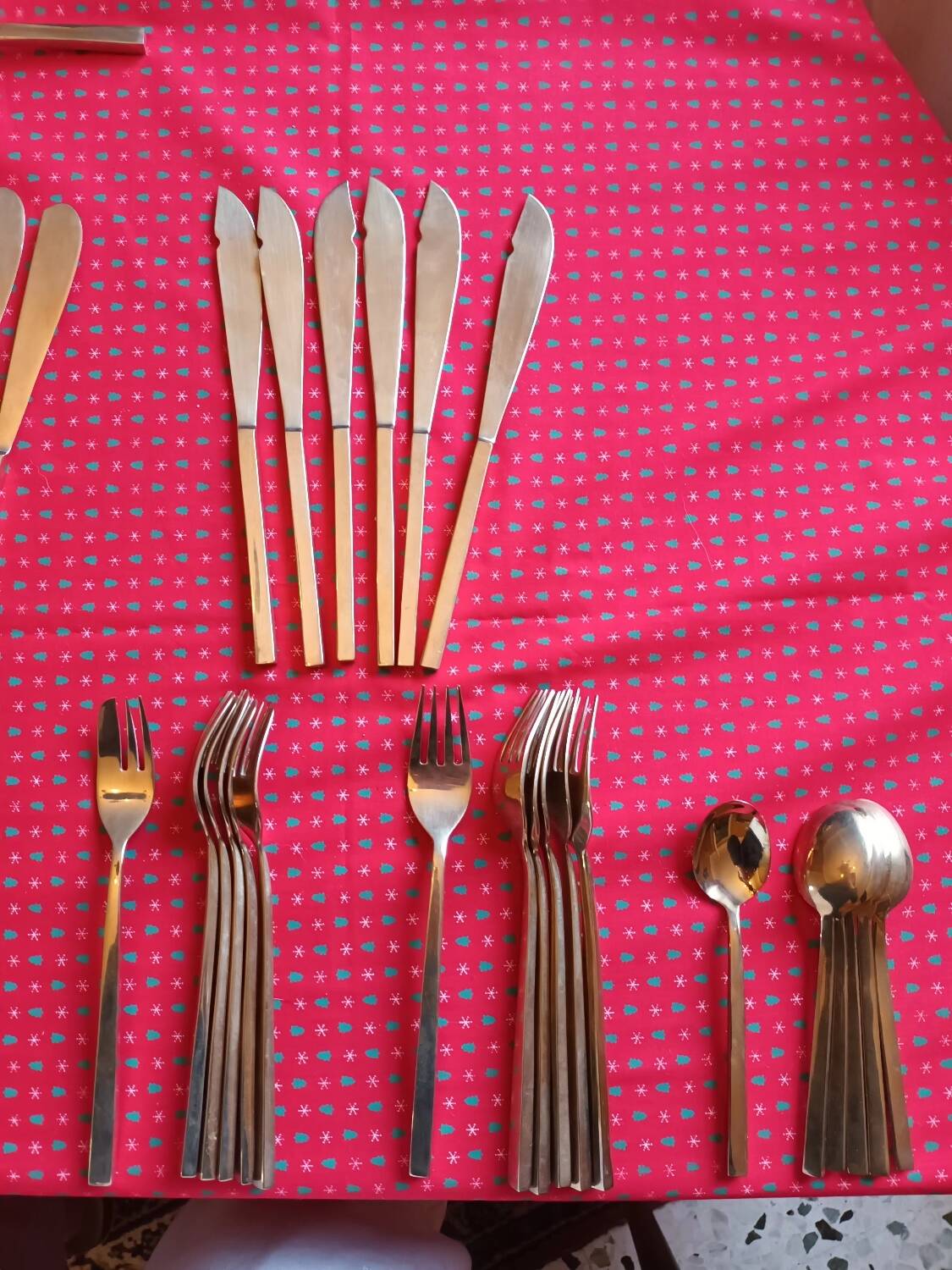 Brass cutlery set
