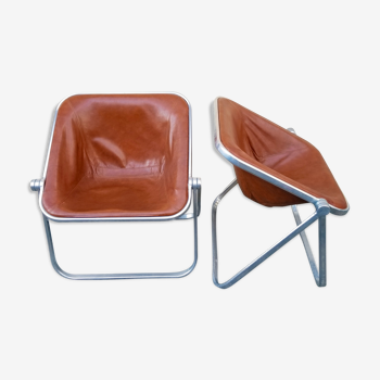 Pair of Plona leather folding chairs by Giancarlo Piretti for Castelli