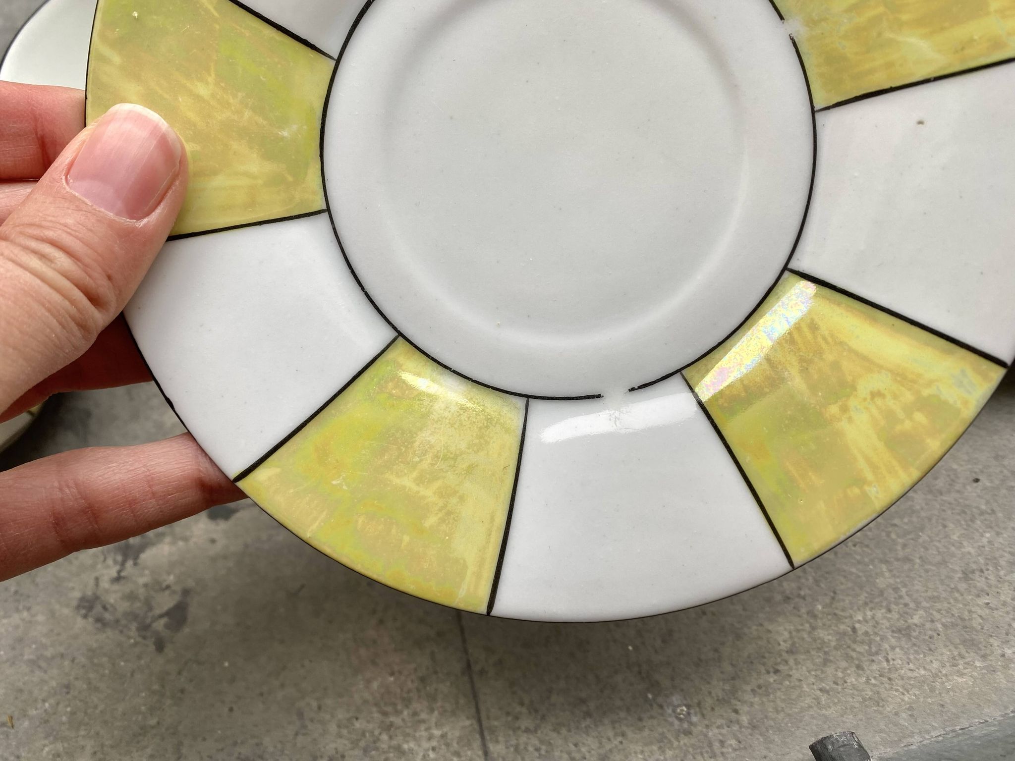60s striped iridescent porcelain coffee service, 2 cups + 2 vintage saucers