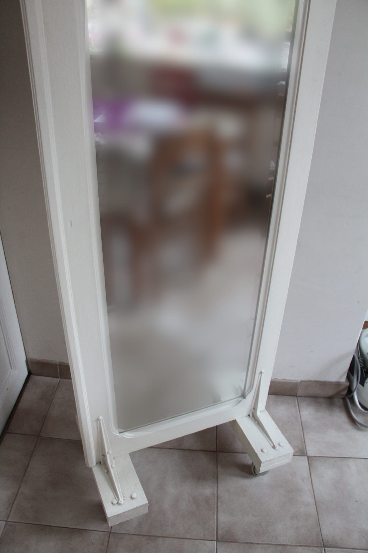 Couturier mirror on wheels 59x166cm