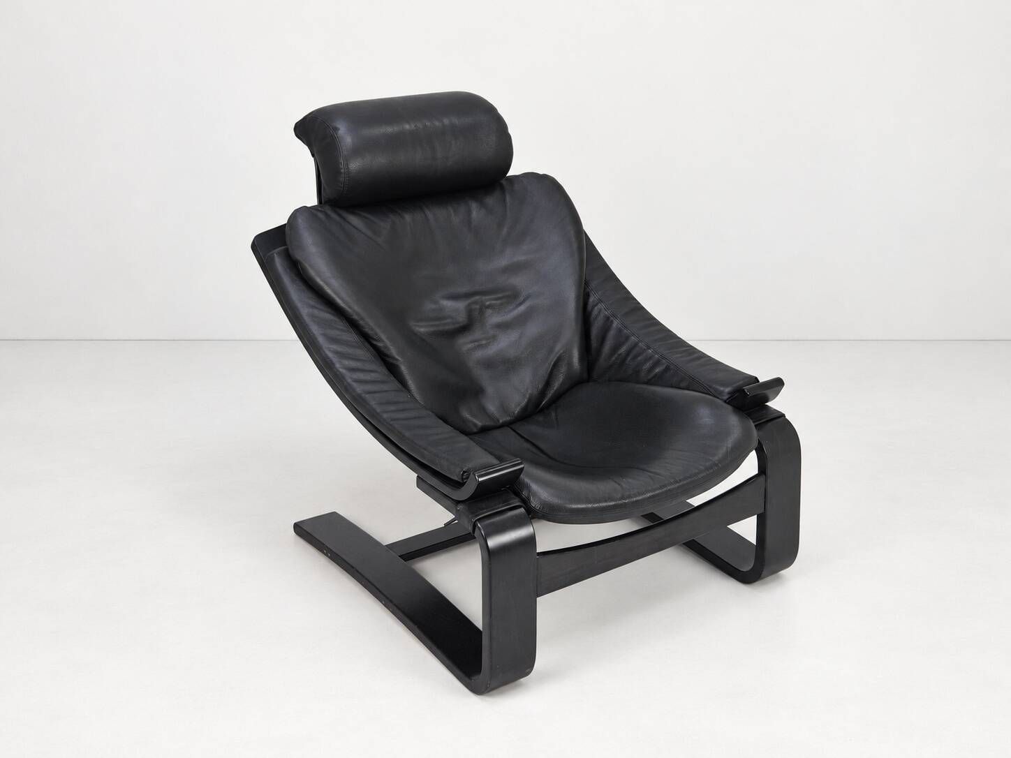Kroken Armchair in Black Leather by Ake Fribytter for Roche Bobois