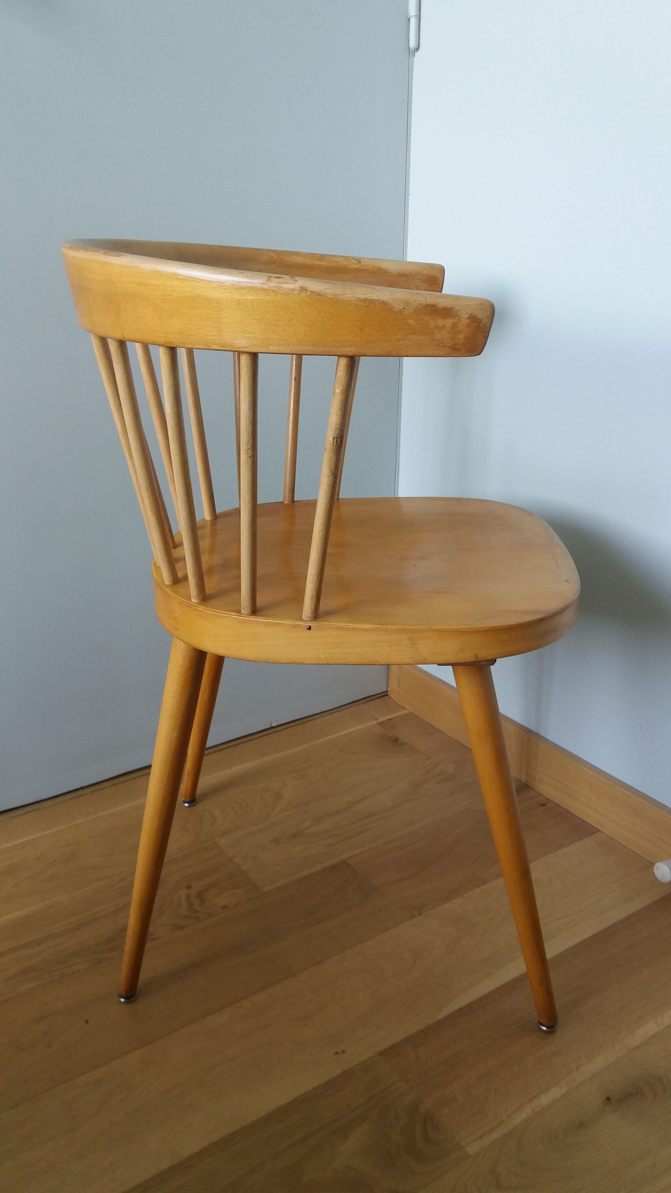 Fauteuil en bois, pieds compas, style scandinave, Baumann ou Thonet