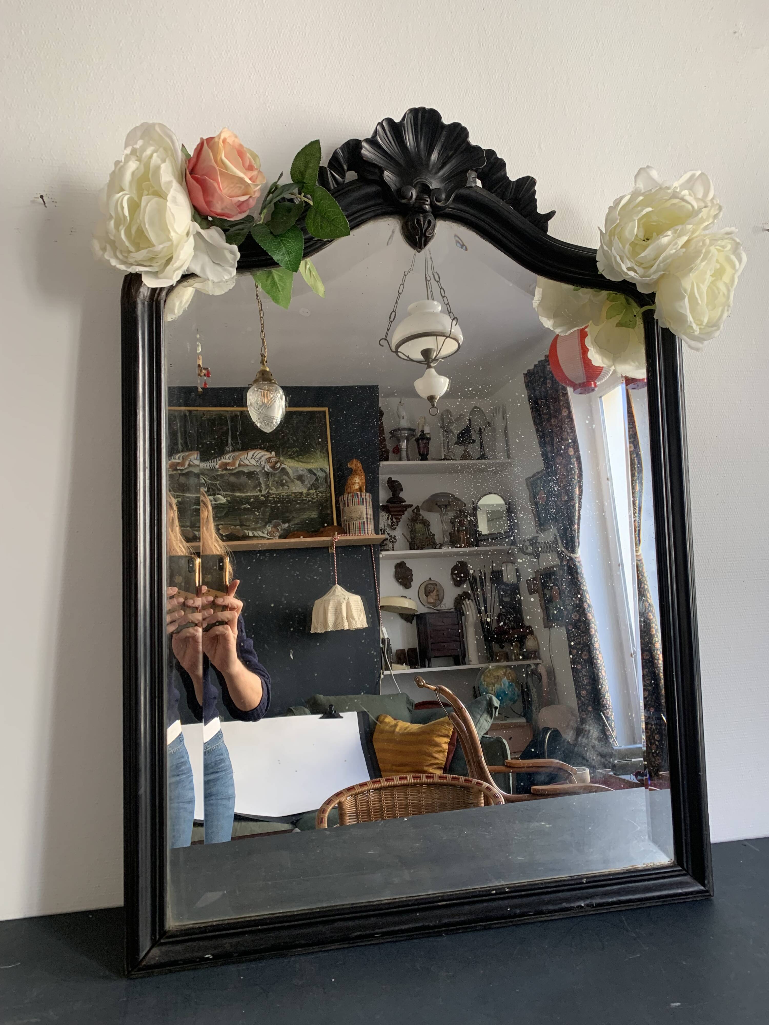 Napoleon III mirror in black wood with pediment